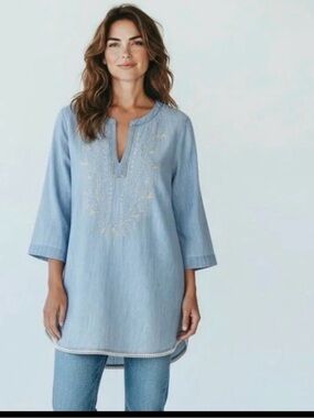 J. Jill Light Blue Embroidered Denim Tunic Top Large